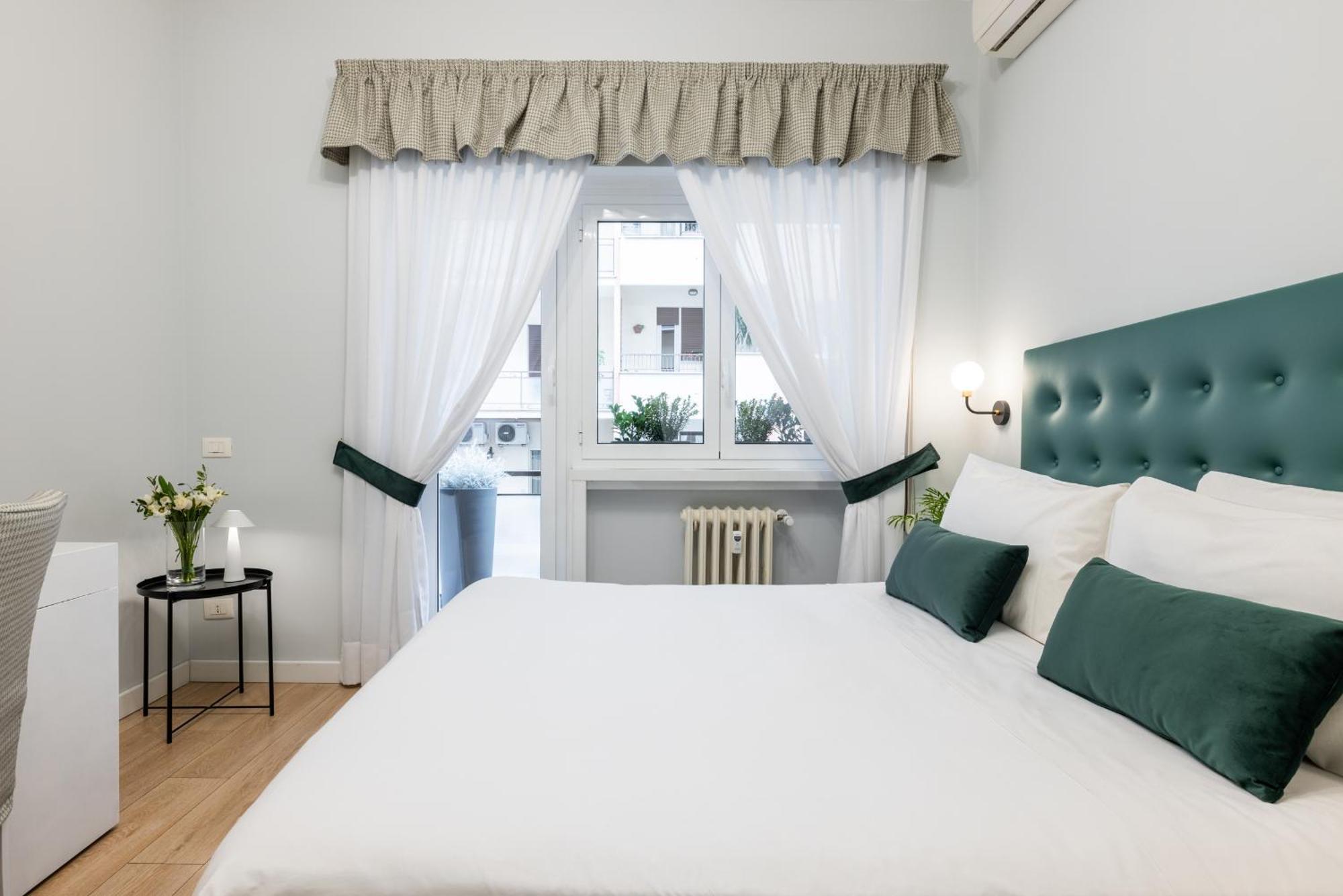 Отель Domus Bella Roma Экстерьер фото